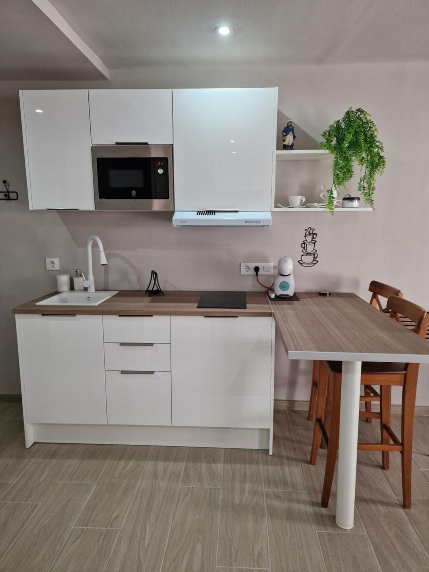 Pensio Torrent Guest house L'Escala