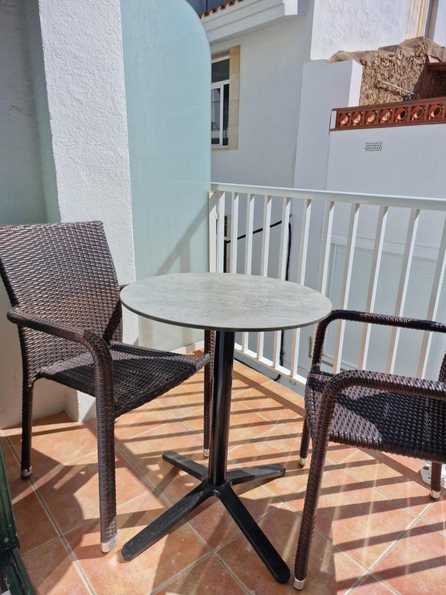 Pensio Torrent Guest house 2*